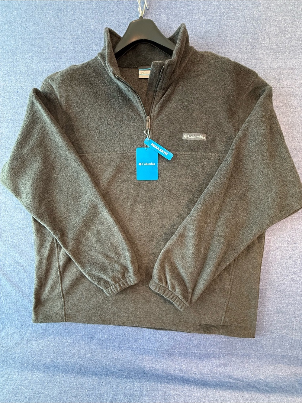 Columbia Men's Blue 1/4 Zip Hart Mountain Model Sweatshirt